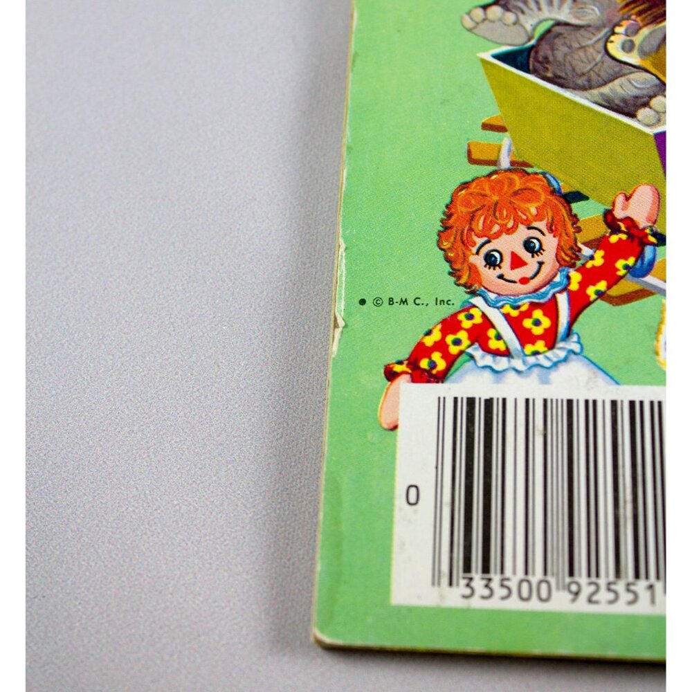 Little Cottontail A Little Golden Book Number 304-43 1982 16th Printing - Picture 9 of 10